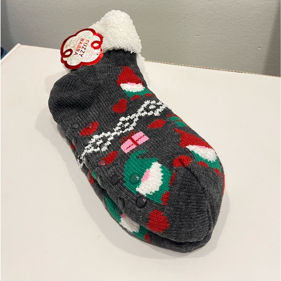 Fuzzy Slippers Holiday - Size 4 - 10 - Picture 2 of 7